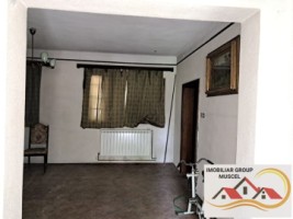 vanzare-vila-interbelica-deosebita-cu-caracter-istoric-in-campulung-muscel-construita-in-1938-de-arhitectul-prager-cu-teren-1450mp-pret-250000-euro-negociabil-7