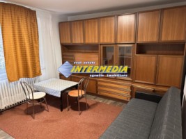 apartament-2-camere-decomandat-de-inchiriat-in-cetate-zona-bulevard-mobilat-8