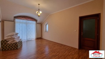 casa-vila-cu-teren-1224-mp-zona-liviu-rebreanu-semicentral-8