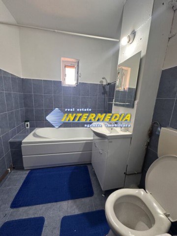 de-inchiriat-apartament-3-camere-decomandat-mobilat-si-utilat-in-alba-iulia-36