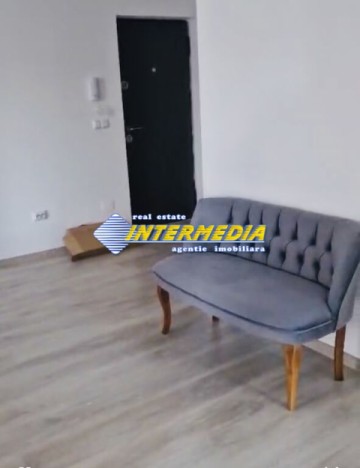 inchiriere-apartament-3-camere-cetate-bloc-nou-2-balcoane-etaj-1-parcare-privata-mobilat-si-utilat-complet-5