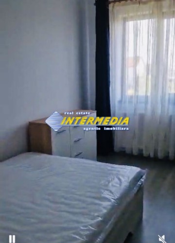 inchiriere-apartament-3-camere-cetate-bloc-nou-2-balcoane-etaj-1-parcare-privata-mobilat-si-utilat-complet-9