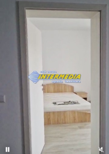 inchiriere-apartament-3-camere-cetate-bloc-nou-2-balcoane-etaj-1-parcare-privata-mobilat-si-utilat-complet-8