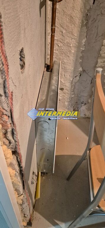 apartament-2-camere-decomandat-centrala-renovat-incalzire-pardoseala-pod-mansardabil-loc-parcare-zona-turistica-14