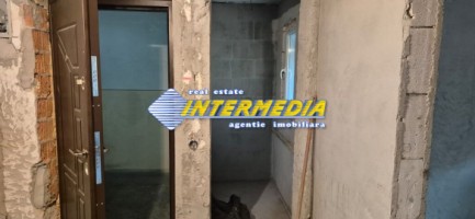 apartament-2-camere-decomandat-centrala-renovat-incalzire-pardoseala-pod-mansardabil-loc-parcare-zona-turistica-9