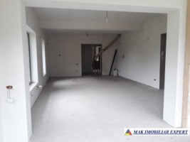 vand-vila-pensiune-10-camere-teren-2478-mp-in-satic-rucar-arges-13