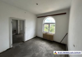 vand-vila-stil-4-camere-701-mp-teren-in-campulung-muscel-arges-central-5