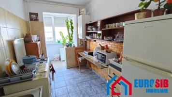 apartament-2-camere-decomandate-in-sibiu-ciresica-3