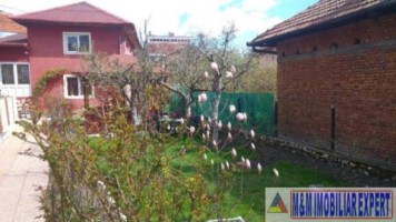de-inchiriat-apartament-2-camere-la-casa-flamanda-campulung-muscel-arges