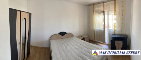 vandut-apartament-3-camere-cf-3-et-24-campulung-2