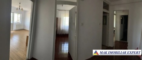vandut-apartament-3-camere-cf-3-et-24-campulung-4