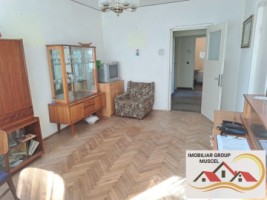 vanzare-apartament-confort-1-cu-3-camere-etaj-3-pret-45000-euro-negociabil-visoi-bloc-de-caramida-ap-decomandat-6