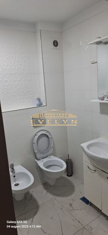 inchiriere-apartament-2-camere-bloc-nou-farmacia-husac-5