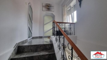 casa-solida-situata-semicentral-8