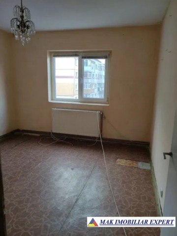 exclusivitate-vali-aprilie-2026-vand-apartament-3-camere-confort-1-et-2-grui-campulung-muscel-arges-2