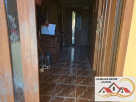 vanzare-casa-in-campulung-intr-o-zona-linistita-cu-vedere-panoramica-a-orasului-cu-teren-intravilan-de-2500-mp-la-pretul-de-65000-negociabil-de-euro-2