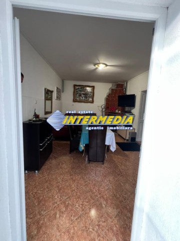 vanzare-casa-cu-teren-intravilan-1650-mp-zona-centru-3