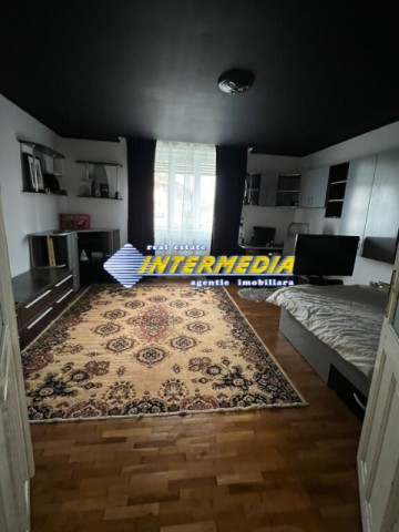 vanzare-casa-cu-teren-intravilan-1650-mp-zona-centru-2