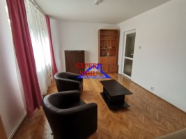 inchiriez-apartament-2-camere-decomandatzona-centrala-4