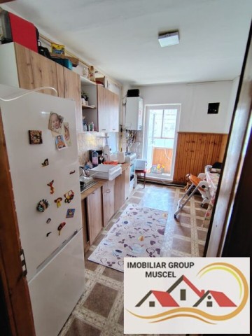 vanzare-apartament-3-camere-la-et-1-cu-suprafata-de-74-mpspre-rasarit-in-zona-maal-campulung-la-pretul-de-59000-euro-negociabil-2