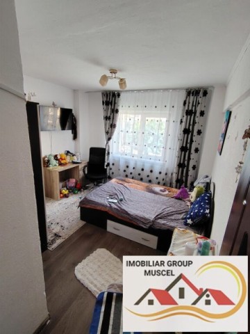 vanzare-apartament-3-camere-la-et-1-cu-suprafata-de-74-mpspre-rasarit-in-zona-maal-campulung-la-pretul-de-59000-euro-negociabil-12