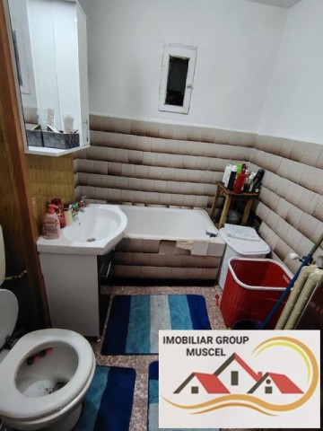 vanzare-apartament-3-camere-la-et-1-cu-suprafata-de-74-mpspre-rasarit-in-zona-maal-campulung-la-pretul-de-59000-euro-negociabil-17