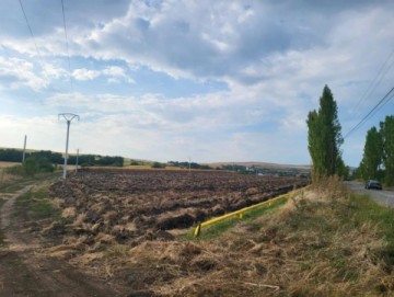 vand-teren-pentru-constructie-in-tureni-2