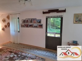vanzare-vila-intr-o-zona-deosebita-in-dragoslavele-cu-suprafata-de-378-mpsi-teren-2533mp-la-pretul-de-270000-euro-negociabil-se-vinde-mobilata-13