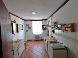 apartament-cu-patru-camere-in-vila-zona-centrul-vechi-5