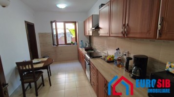 casa-individuala-4-dormitoare-garaj-teren-1457-mp-in-sibiu-mohu-13