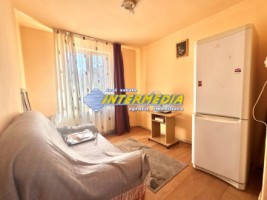 apartament-cu-o-camera-cetate-decomandat-etaj-3-alba-iulia-zona-cetate-bulevard