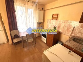 apartament-cu-o-camera-cetate-decomandat-etaj-3-alba-iulia-zona-cetate-bulevard-4
