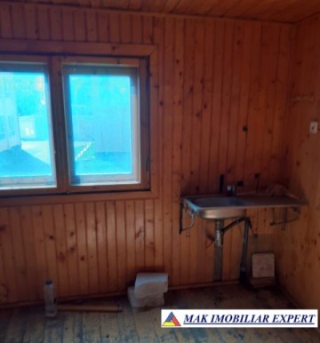 apartament-garsoniera-la-casa-centru-valea-doftanei-prahova-oferta-unica-19