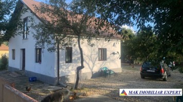 vila-4-camere-cu-teren-1000-mp-de-vanzare-in-apa-sarata-campulung-muscel-arges-2