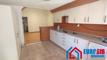 apartament-3-camere-in-sibiu-zona-ultracentrala-4