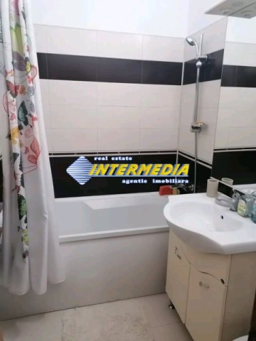 apartament-cu-2-camere-living-bloc-nou-in-cetate-mobilat-si-utilat-5