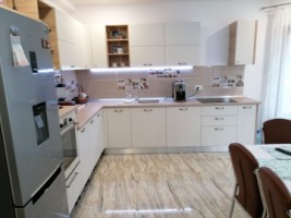 vanzare-casa-in-stupini-cu-teren-de-808-mp-14