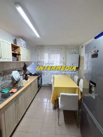 apartament-2-camere-de-vanzare-alba-iulia-zona-mall-2