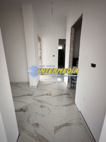 casa-noua-pe-un-nivel-cu-4-camere-cu-terasa-si-toate-utilitatile-7