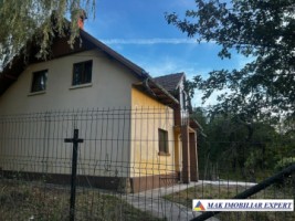 de-vanzare-vila-3-camere-cu-teren-5393-mp-in-apa-sarata-campulung-muscel-arges-4