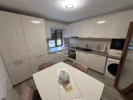 apartament-3-camere-zona-piata-mare-etaj-2-3