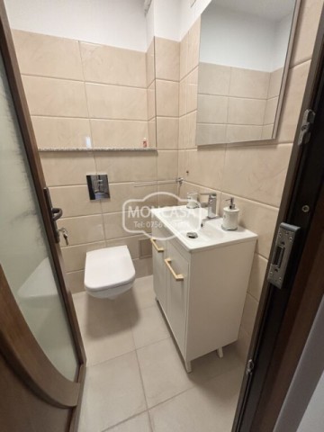 apartament-3-camere-zona-piata-mare-etaj-2-5