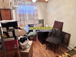 apartament-2-camere-de-vanzare-cetate-zona-spital-5