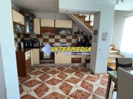 apartament-3-camere-85-mp-finisat-si-mobilat-de-vanzare-in-cetate-alba-iulia