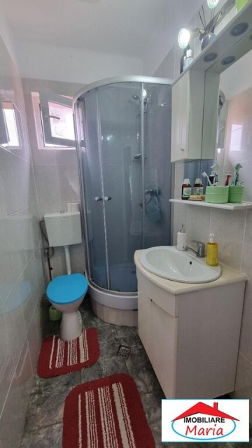 casa-solida-situata-semicentral-cu-acces-auto-159000-euro-9