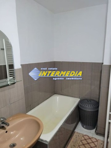 apartament-2-camere-54-mp-de-vanzare-zona-mall-carolina-3