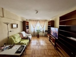 apartament-2-camere-calea-nationala-scoala-11-decomandat-1