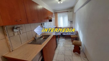 vanzare-garsoniera-mare-31-mp-cetate-bulevard-mobilata-si-utilata-complet-5