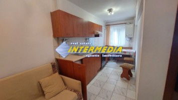 vanzare-garsoniera-mare-31-mp-cetate-bulevard-mobilata-si-utilata-complet-7