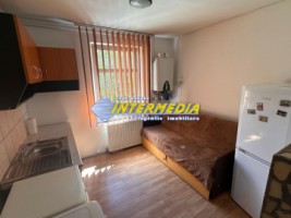 okazie-vanzare-garsoniera-mare-cu-1-camera-etaj-2-cetate-bulevard-finisat-si-mobilat-complet-2